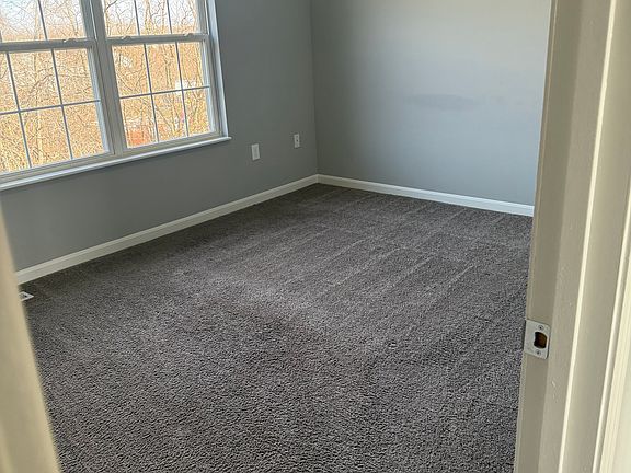 5th image of 2528 Dacey Ct