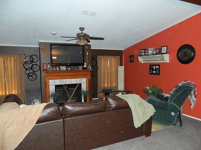 1st image of 189 Lago Vista Dr