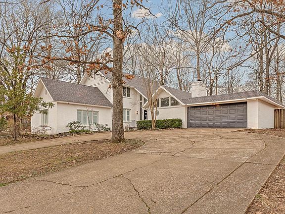 2nd image of 2108 Paula Dr