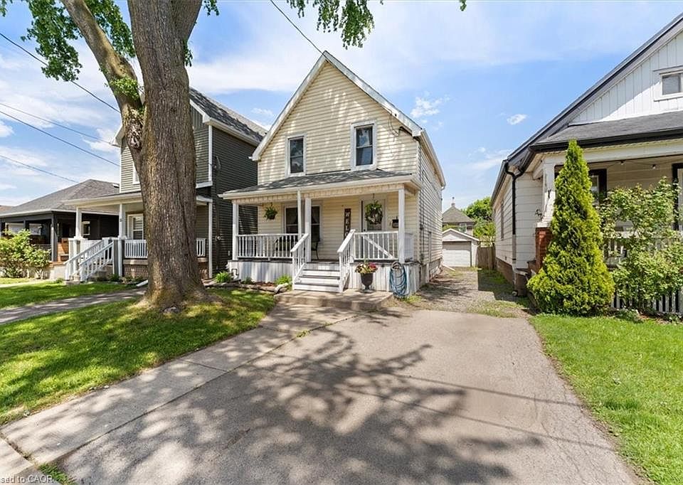 1st image of 17 Craigmiller Ave