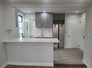 631 Crescent St APT 2, Brooklyn, NY 11208
