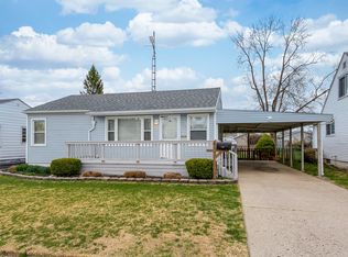 565 Fernwood Dr, Troy, OH 45373