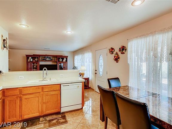 5th image of 6594 Jordan River Dr
