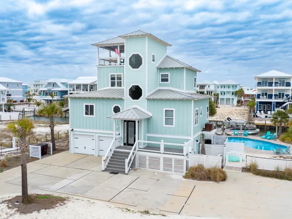 7390 Gulf Blvd, Navarre Beach, FL 32566