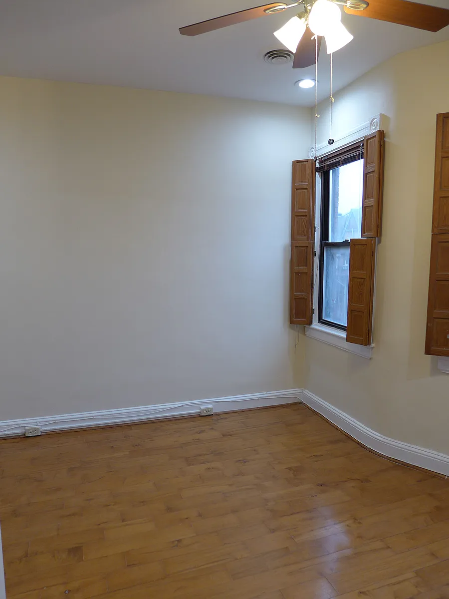 Building Photo - 1719 Saint Paul St #3