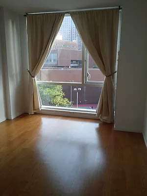 Rented by Kingstone Realty Inc | media 15
