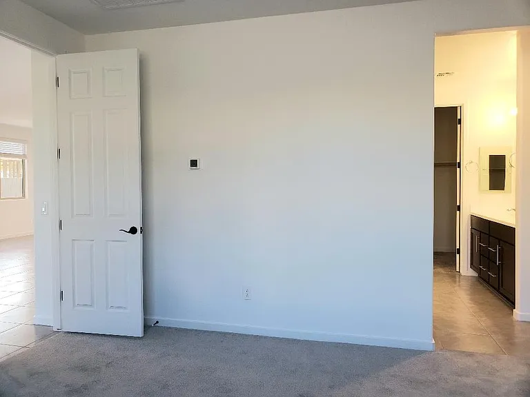15684 W Jackson St — Photo 12