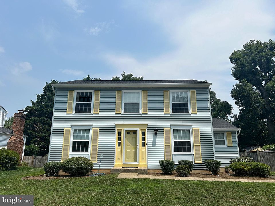 1st image of 8406 Woodford Ct