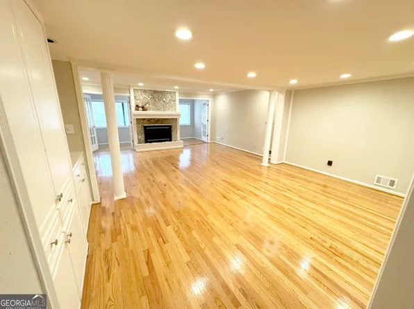 4186 Dyouville Trce, Atlanta, GA 30341