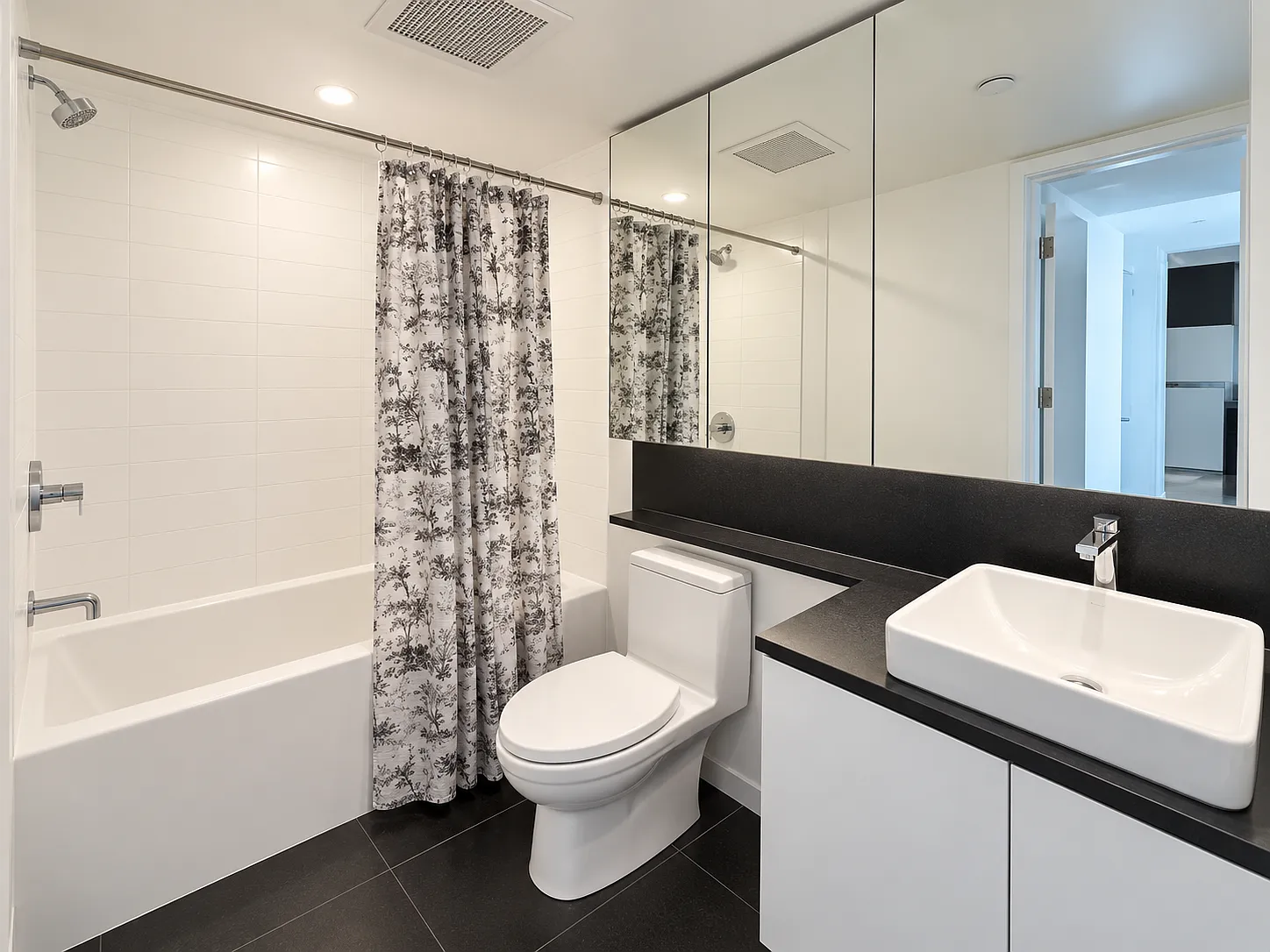 1 bed, 625 sqft, $3,700 — Photo 4