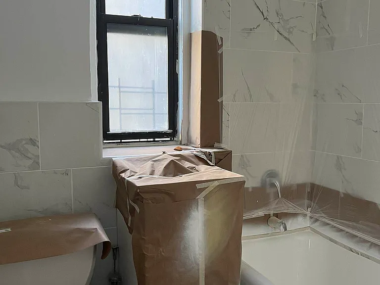 510 W 218th St #4F — Photo 7