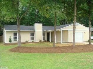 3308 Morning Dew Rd, Greensboro, NC 27407