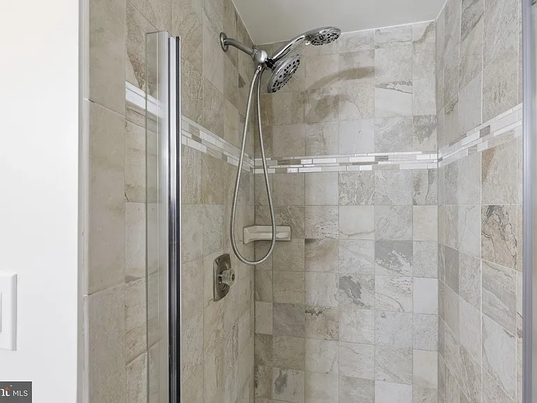 2807 S Woodrow St #B-1 — Photo 14