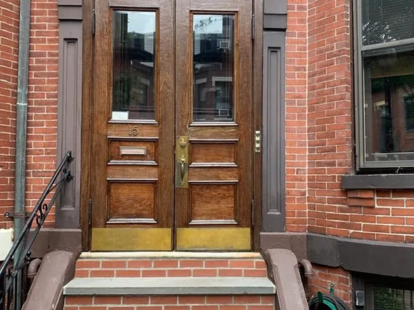 15 Worthington St, Roxbury, MA 02120