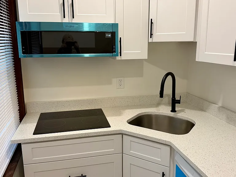 33 Charter St #3R — Photo 2