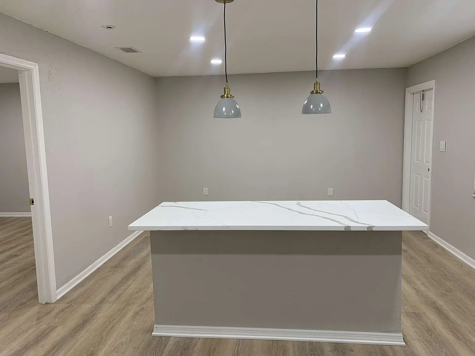 1 bed, 680 sqft, $1,200 — Photo 1