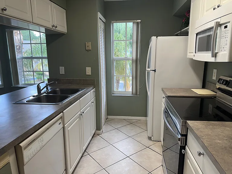 2030 Royal Bay Blvd — Photo 12