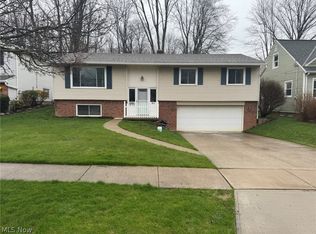 165 Dorland Ave, Berea, OH