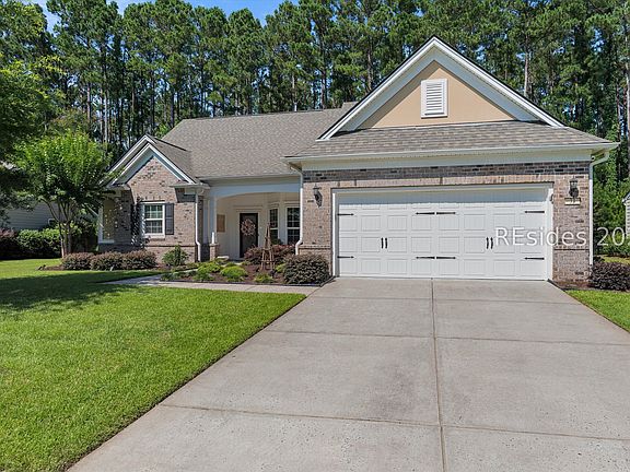 2nd image of 33 Cedars Edge Court