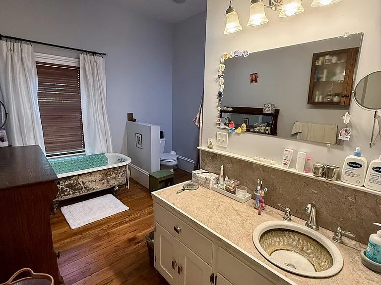 738 Boulevard — Photo 21