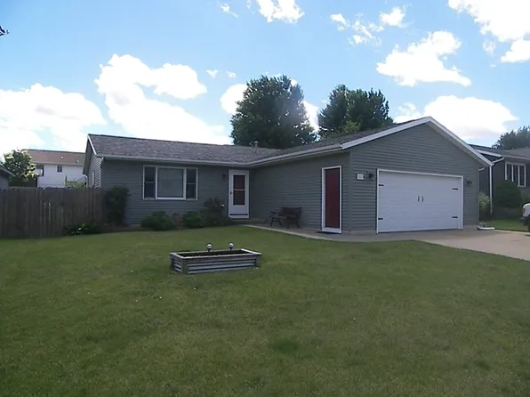 2325 Addalynn Dr, Marion, IA 52302