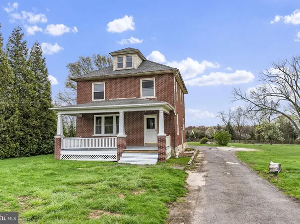 14 N Trooper Rd, Norristown, PA 19403