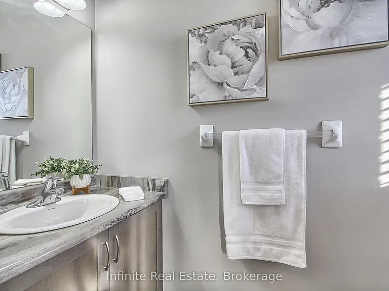 380 Lake St #11 — Photo 22