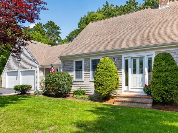 12 Quail Hollow Road, South Dennis, MA 02660
