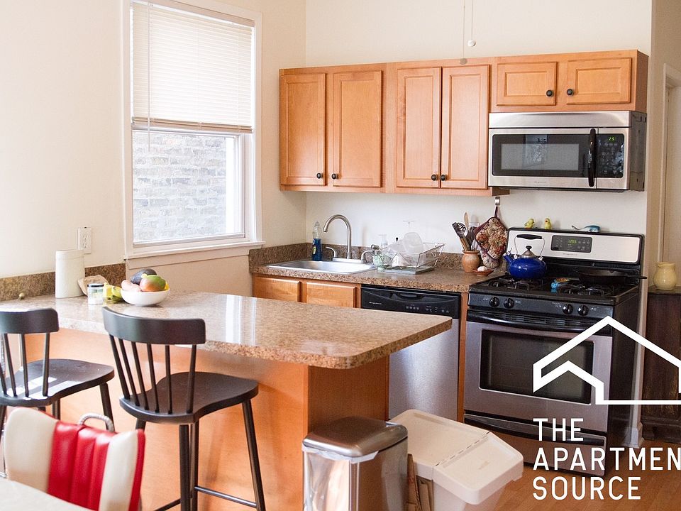 1st image of 2223 N Sawyer Ave APT 1R