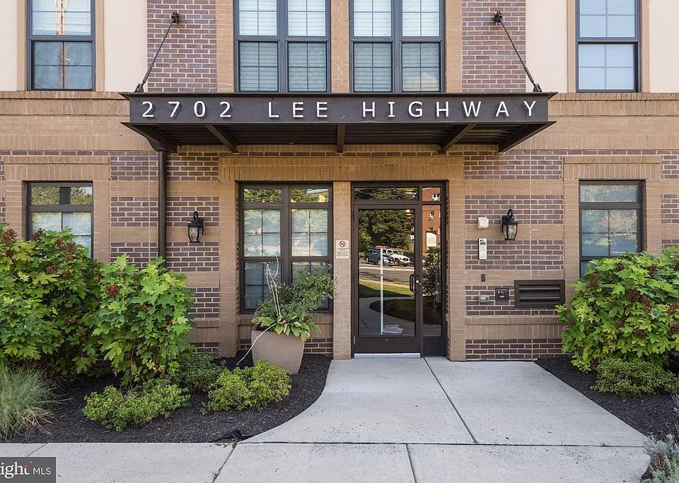 1st image of 2702 Lee Hwy APT 2B