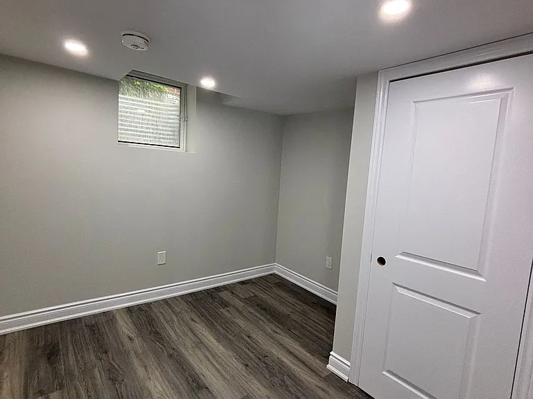 200 Hunter Way #BASEMENT — Photo 9