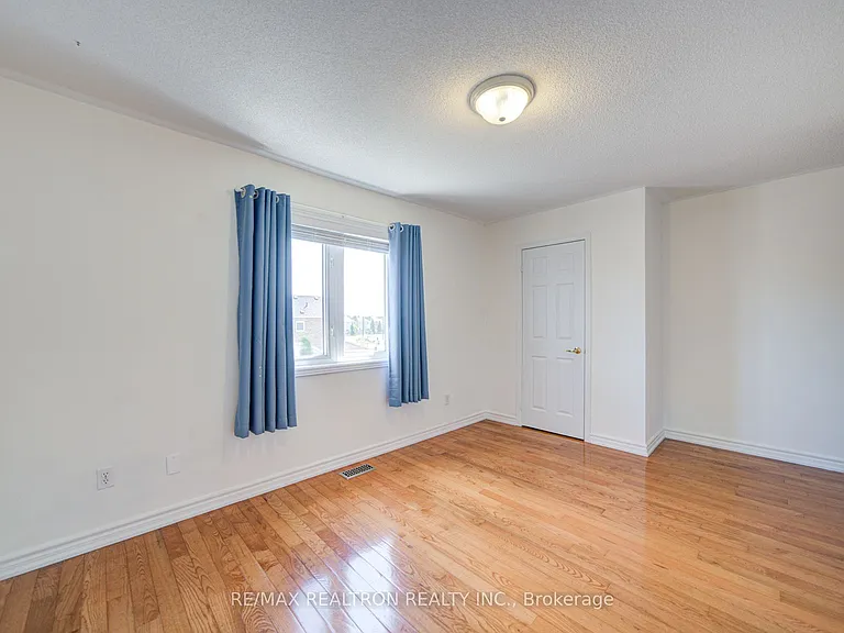 2365 Bur Oak Ave — Photo 14