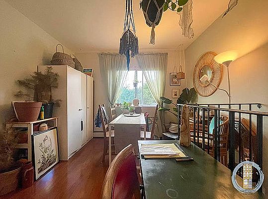 3rd image of 138 Linden St #2A