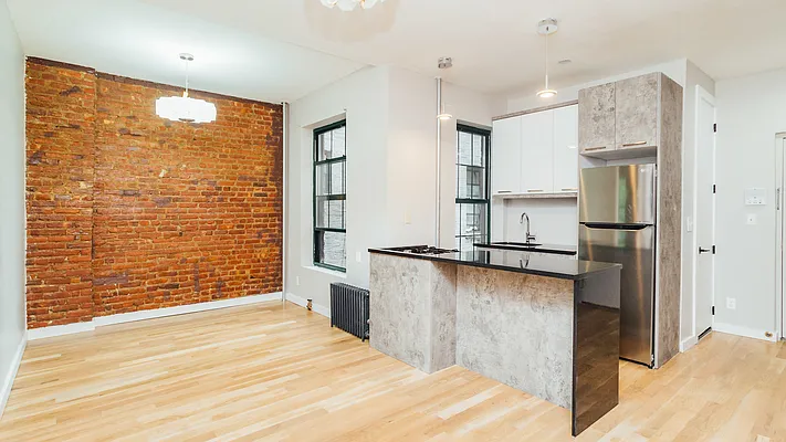 Rented by Nooklyn NYC LLC | media 7