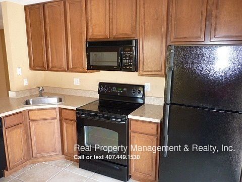 3rd image of 3154 S Bumby Ave