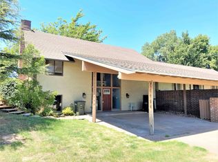 2502 Homestead Rd, Enid, OK 73703