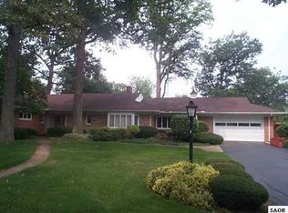 655 1st St, Owosso, MI