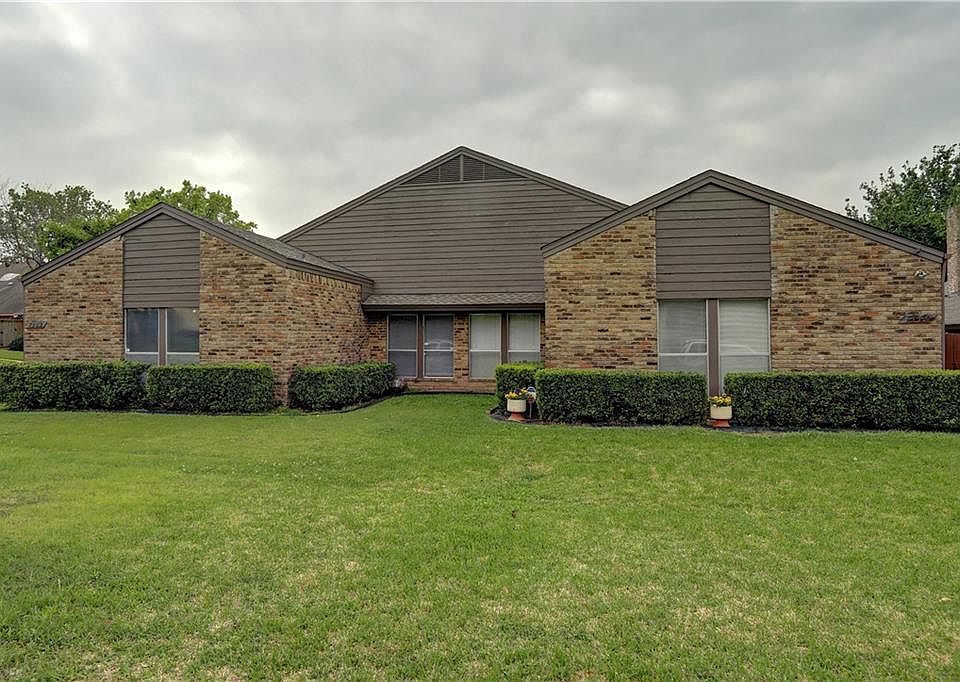 1st image of 7110 Casablanca Ct