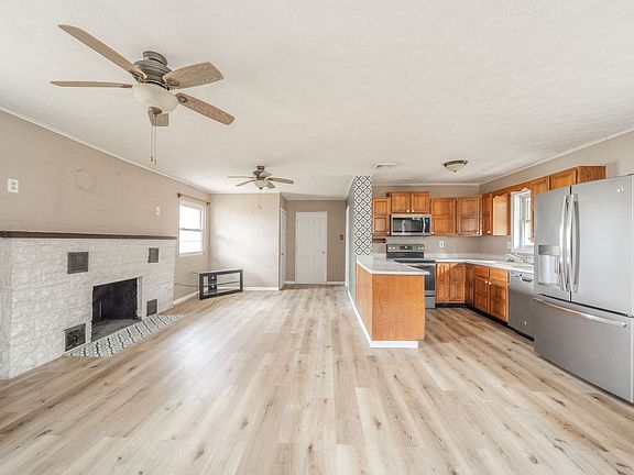 4th image of 8950 N County Road 500 W