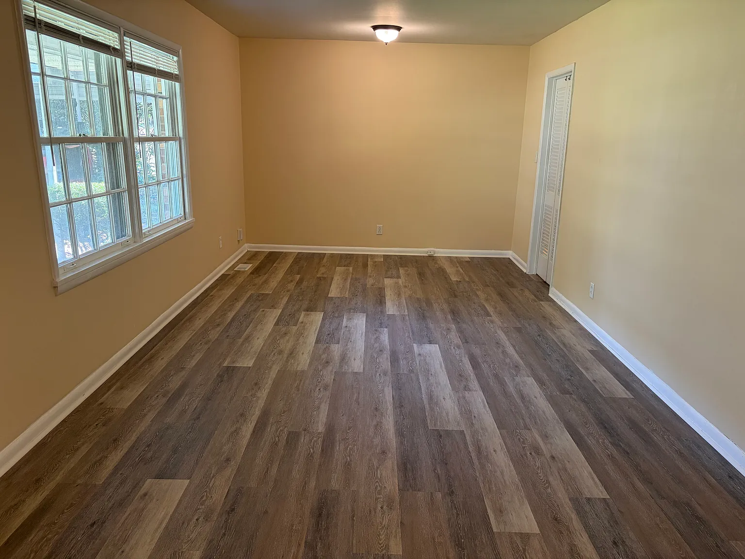 3 bed, 1648 sqft, $1,400 — Photo 4