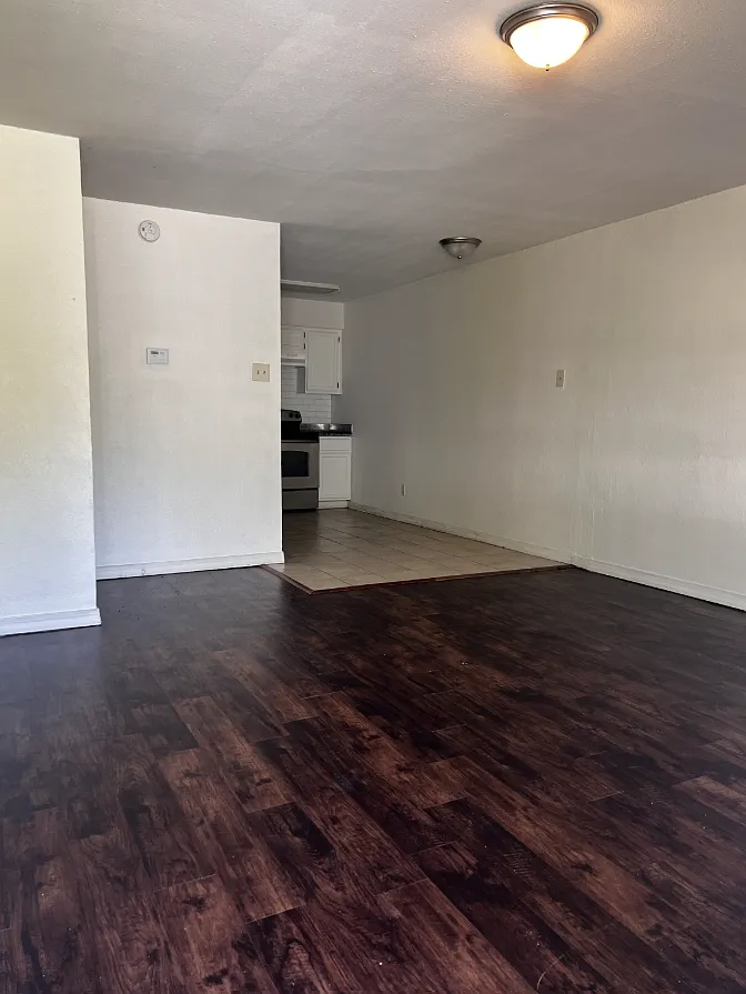 2 bed, 750 sqft, $1,099 — Photo 3
