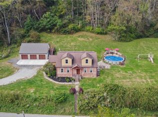 455 Rural Valley Rd, Claysville, PA 15323