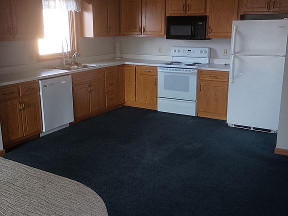 2nd image of 228 W Edgerton St
