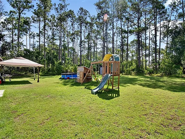 70 Pebble Beach Dr — Photo 42