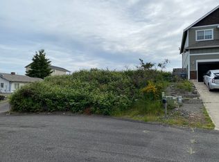 1212 Humphrey Ave, Bremerton, WA 98312