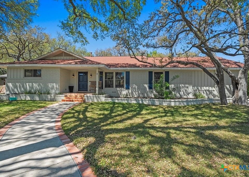 1st image of 2 La Mesa Dr