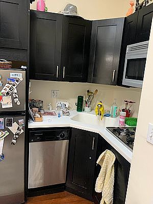 2nd image of 71 W 71st St APT 5C