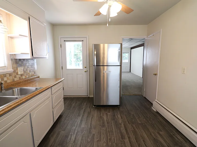 320 Creamery Rd — Photo 4