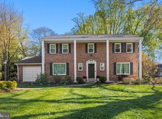 8004 Cindy Ln, Bethesda, MD 20817