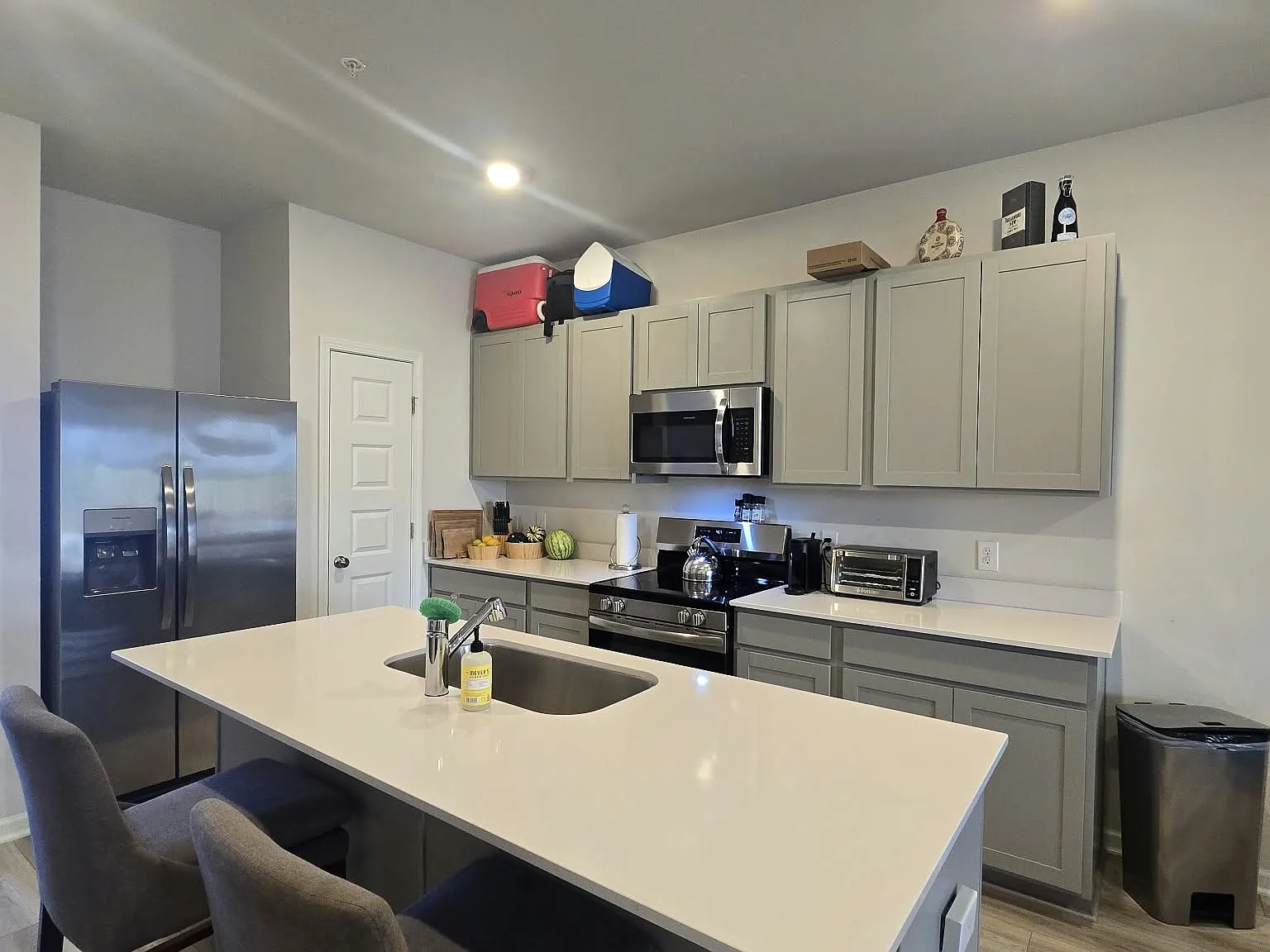 556 Trinity Way - 1 — Photo 2